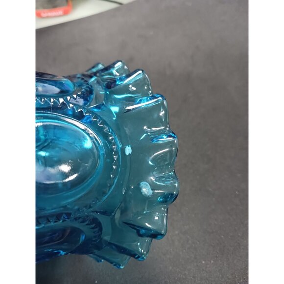 L.E. Smith Moon And Stars Colonial Blue 18 Point Crimped Compote - Picture 12 of 12